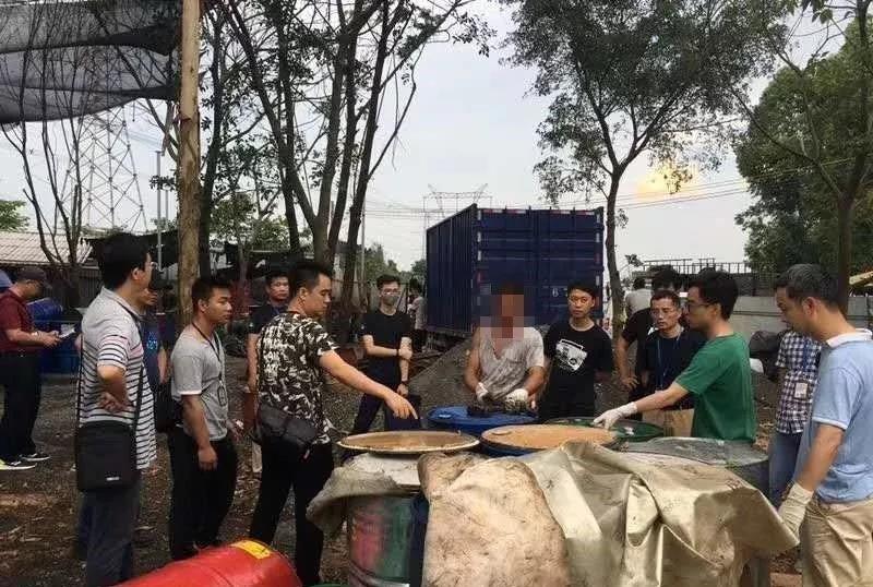正调查处置 湘西龙山县商户遭城管围殴 有城管人员参与 当地